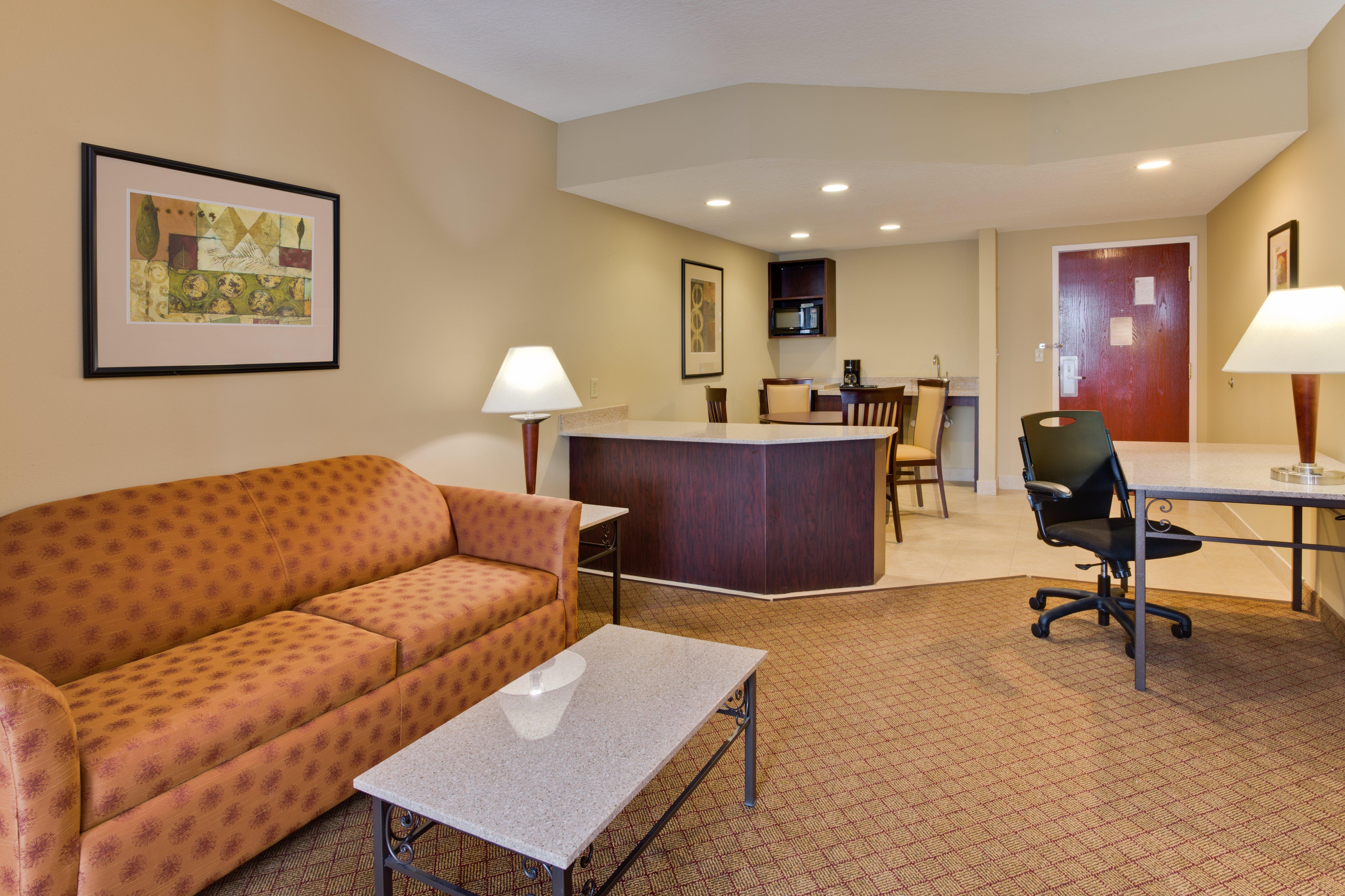 Holiday Inn Express Hotel & Suites Tampa-Oldsmar By Ihg Exteriör bild