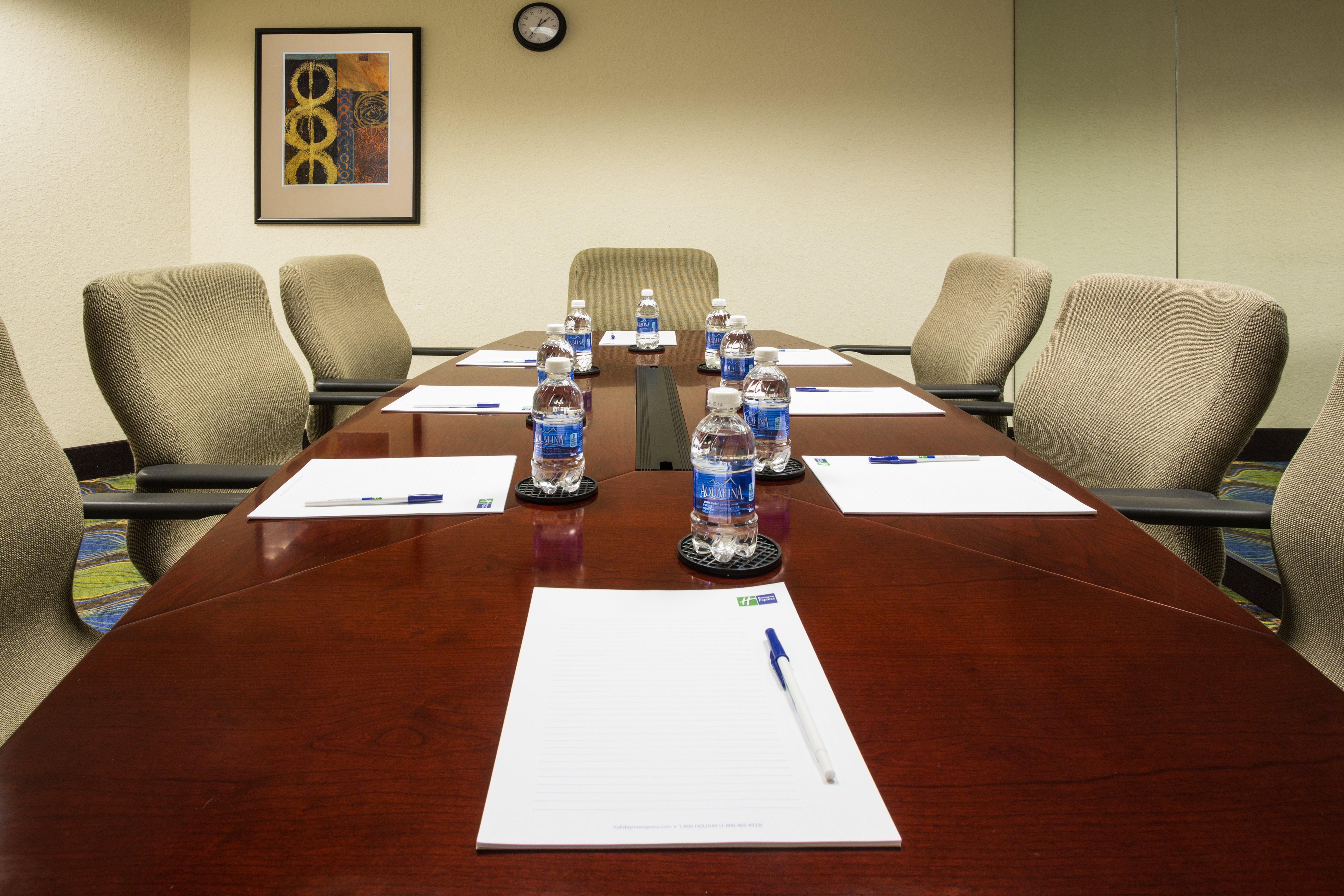 Holiday Inn Express Hotel & Suites Tampa-Oldsmar By Ihg Exteriör bild